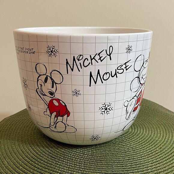 Disney Mickey Mouse Christmas planter NWT - Picture 4 of 11